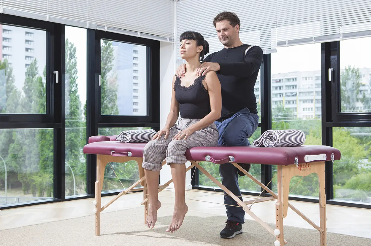 Medizinische Massage Chiropraktik Jonas Gruber Chirohouse Berlin